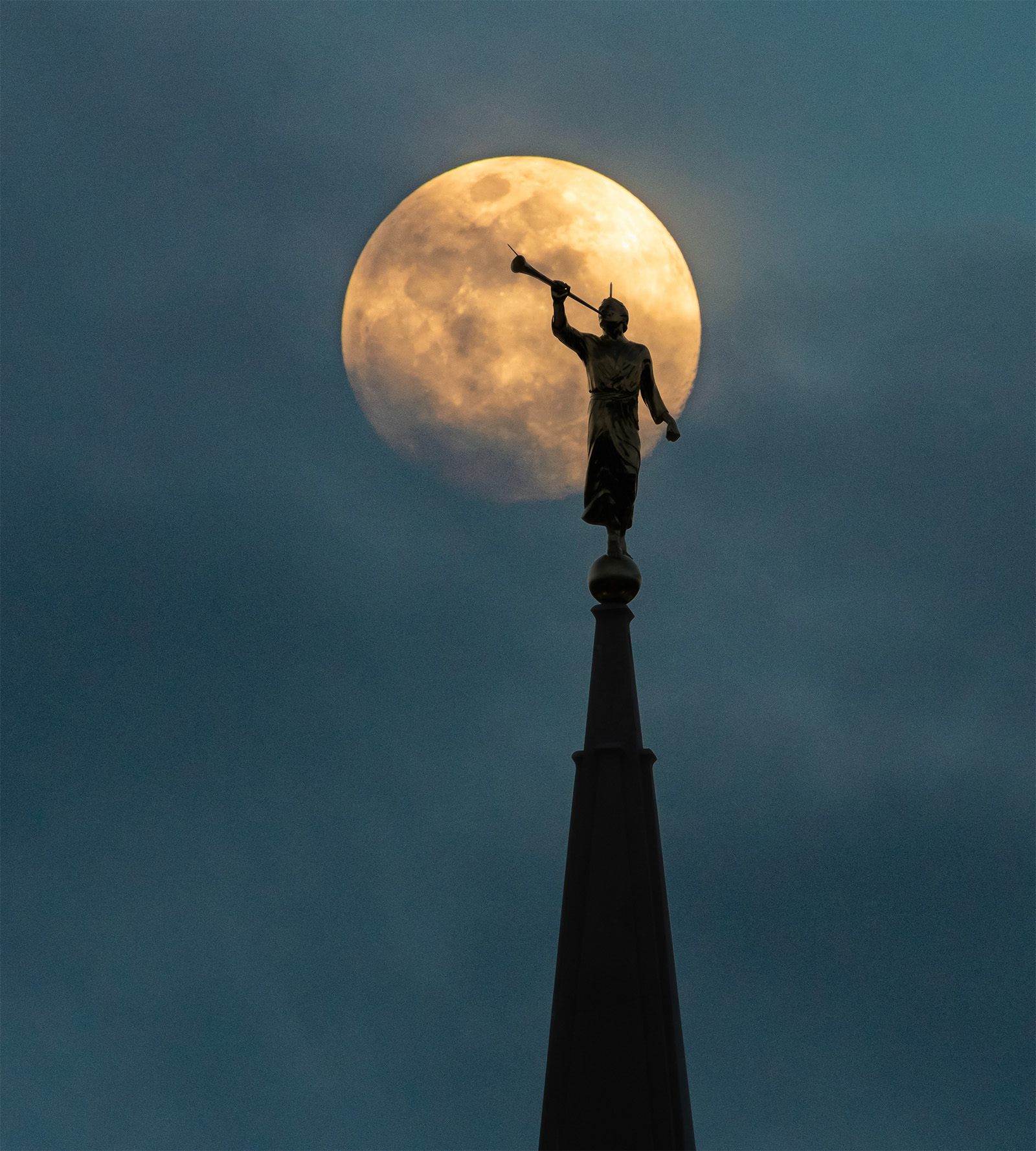 Moroni Blows His Trumpet by Larry Treadwell