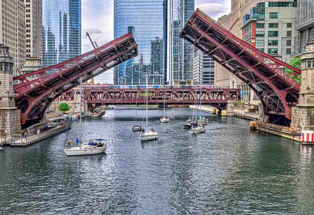 Bridge Lift on the Chicago River by Howard Frank