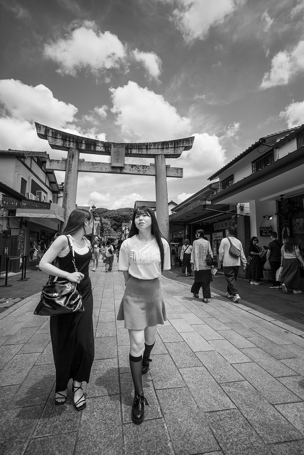 Hakata Temple Street by Sam Lee