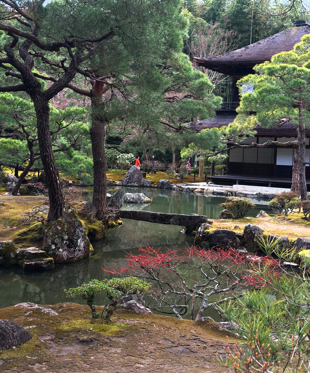 Ginkaku-ji Temple, Kyoto by Robert Schleif